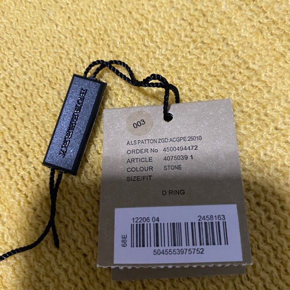 BURBERRY D-ring Leather Pouch With Coin Case - Picture 16 of 16